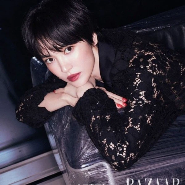 The most loved look of Song Hyekyo today