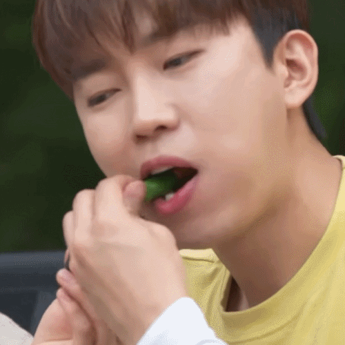 充满粉丝爱意的林英雄人气照片