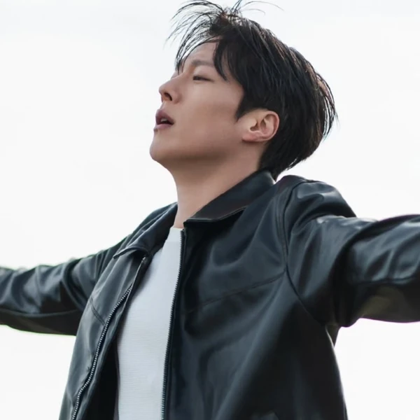 The most loved look of Jang Kiyong today