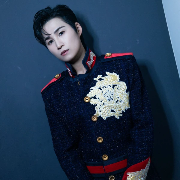 充滿粉絲愛的金熙栽人氣照片