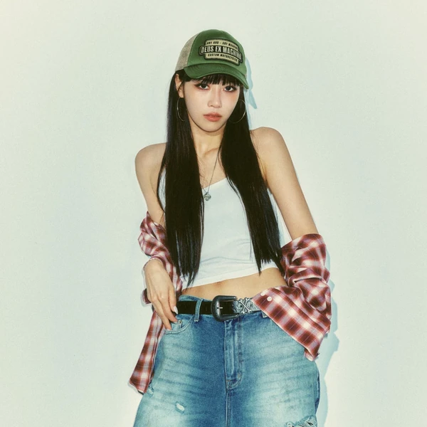 The most loved look of Lee Mijoo today