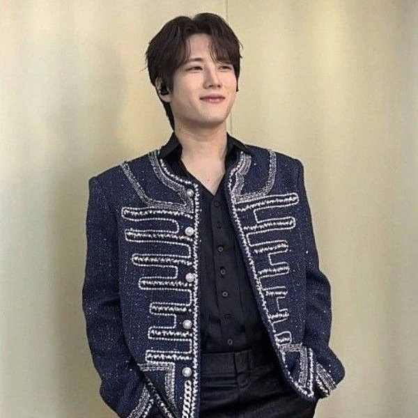 Popular photo full of fans’ love for Kim Jungyeon