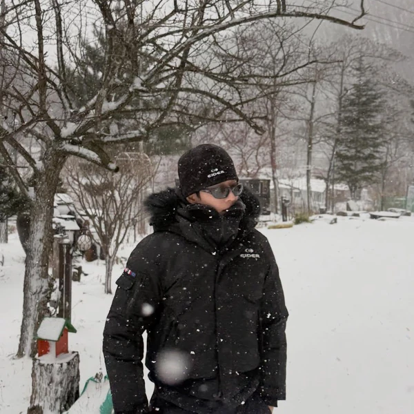 Popular photo full of fans’ love for Nam Joohyuk