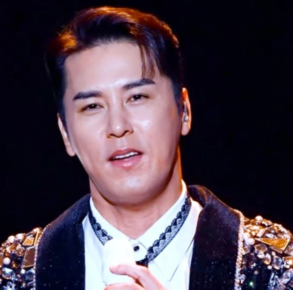 チャン・ミンホへのファンの愛が詰まった人気写真