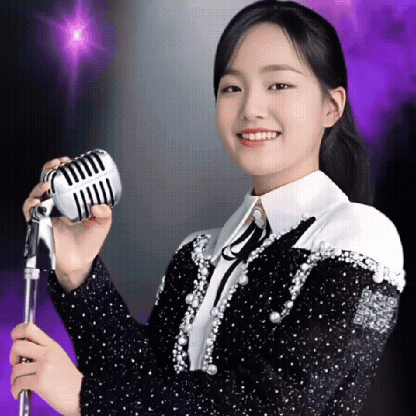 充满粉丝爱意的金泰延人气照片