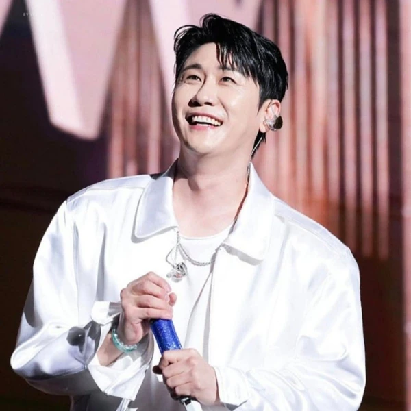 充滿粉絲愛的永卓人氣照片