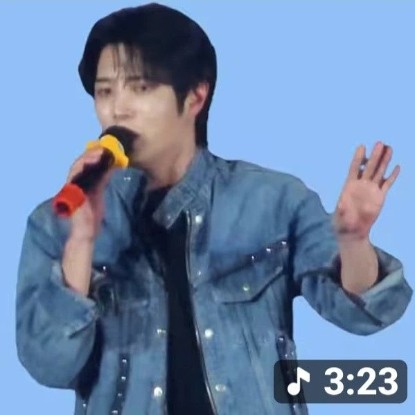 The most loved look of Kim Jungyeon today