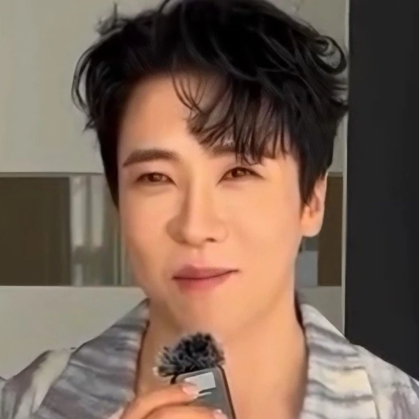 The most loved look of Enoch today