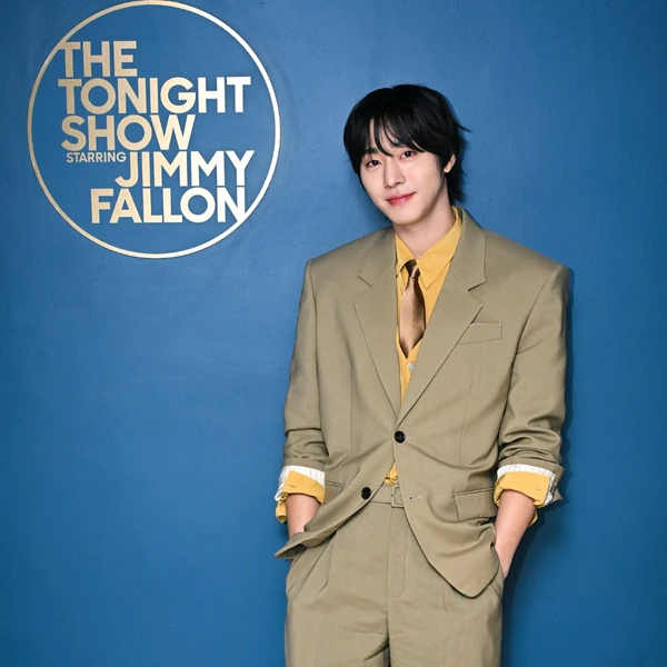 The most loved look of Ahn Hyoseop today