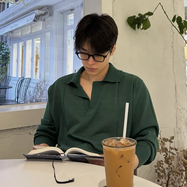 The most loved look of Kang Youseok today