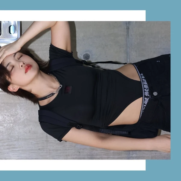 Popular photo full of fans’ love for Aiki