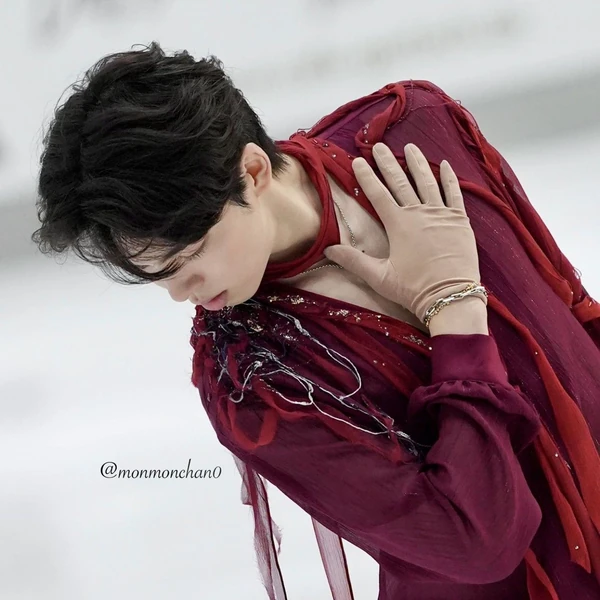 粉丝团打造的闪耀Cha Junhwan瞬间