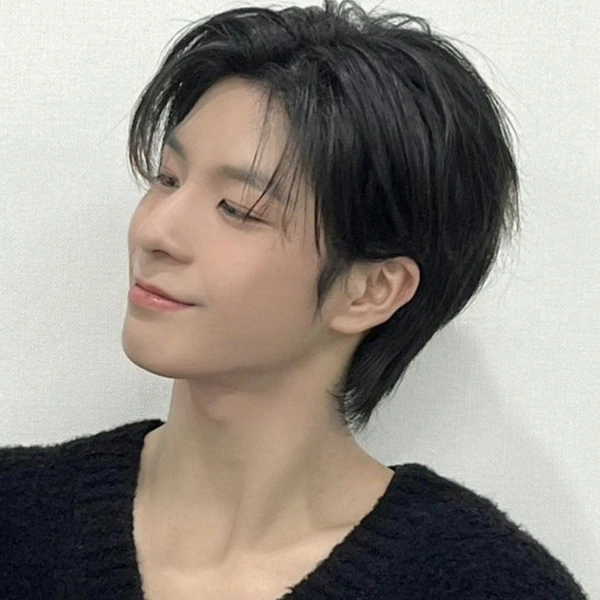 The most loved look of Jeong Dongwon today