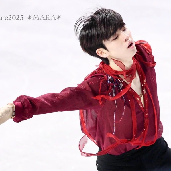 Foto profil populer Cha Junhwan yang dipilih melalui voting