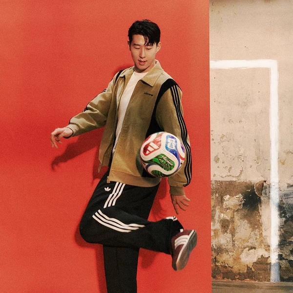 Foto utama yang menunjukkan pesona Son Heungmin