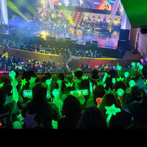 The most loved look of Cheonrokdam today