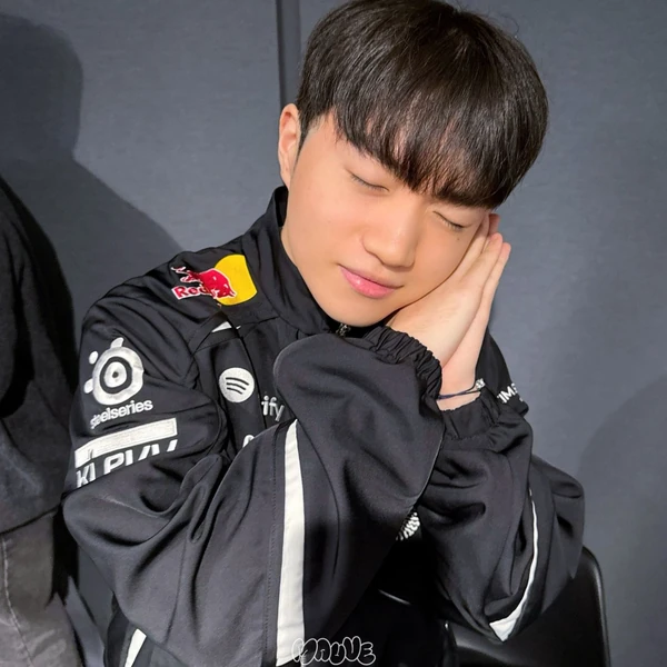 Representative photo of Keria showing their charm