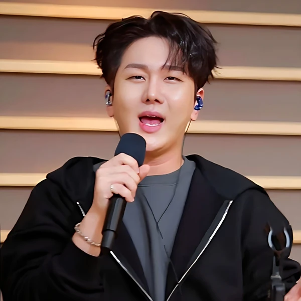 오늘 가장 사랑받은 김수찬의 모습