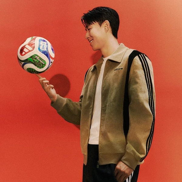 透過投票選出的Son Heungmin人氣個人資料圖片