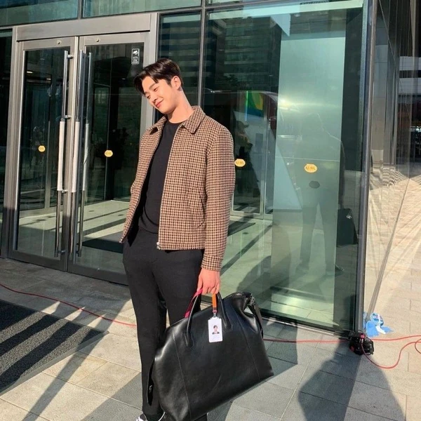 Momen terbaik Rowoon pilihan penggemar