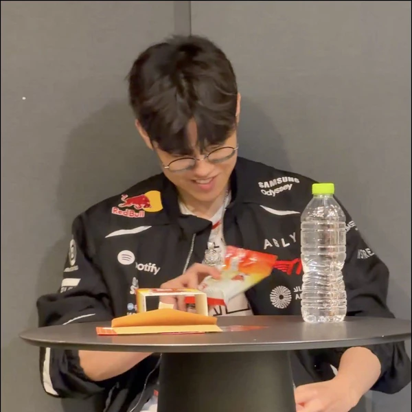 展现Oner魅力的代表照片