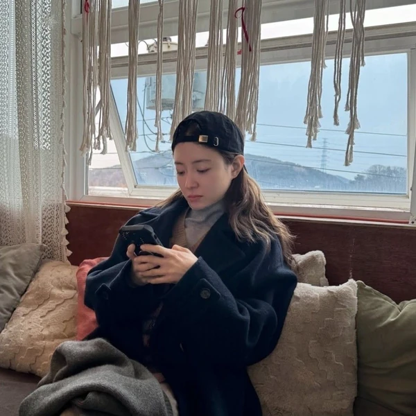 Popular photo full of fans’ love for Lee Seyoung