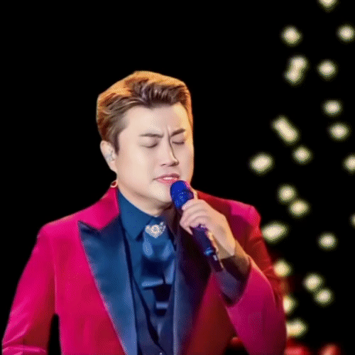 今天最受喜爱的金浩中模样