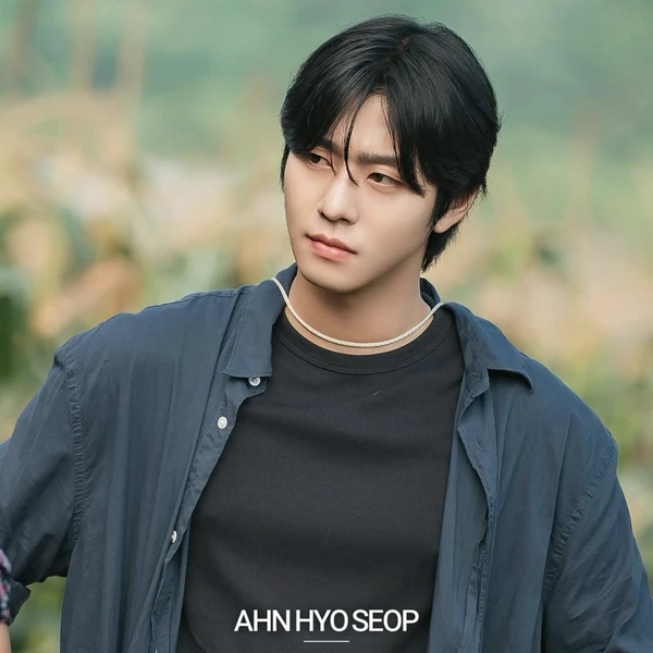 充滿粉絲愛的安孝燮人氣照片