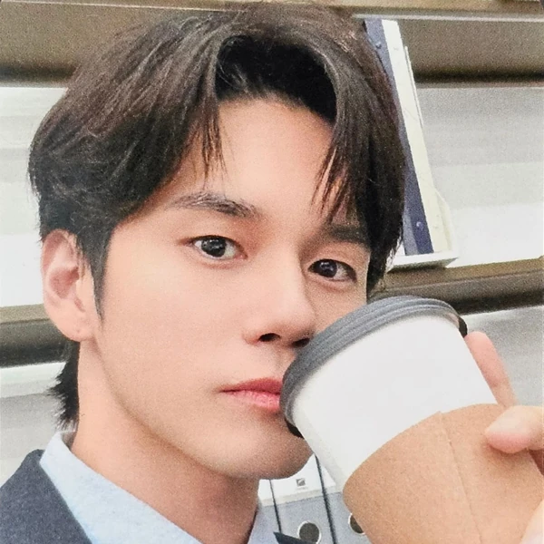 옹성우 팬심 가득한 인기 사진