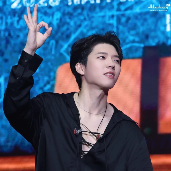 Popular photo full of fans’ love for Nam Woohyun
