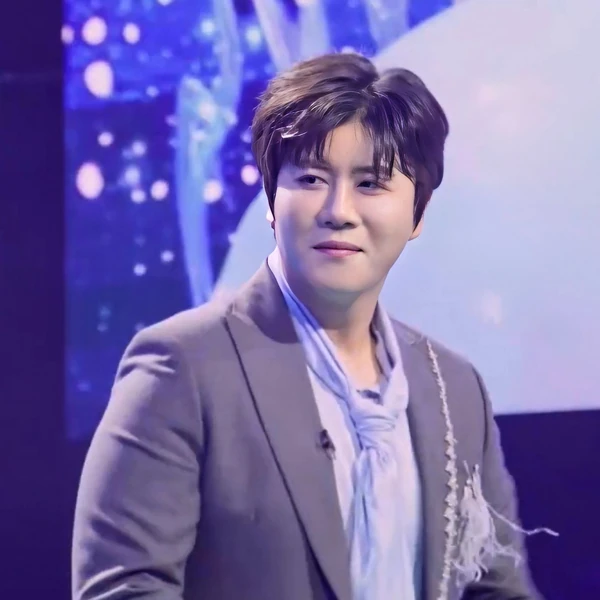 The most loved look of Jin Haesung today