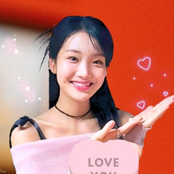 Popular photo full of fans’ love for Kim Soyeon (2004)