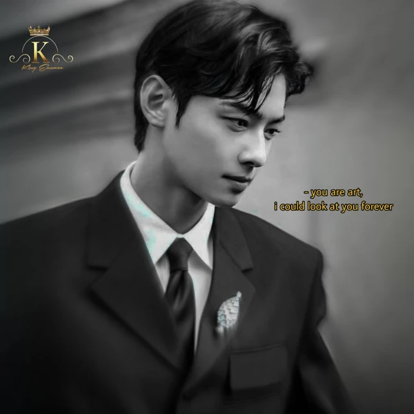 The most loved look of Cha Eunwoo today