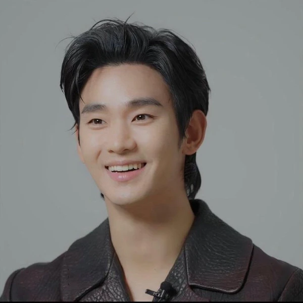 キム・スヒョンへのファンの愛が詰まった人気写真