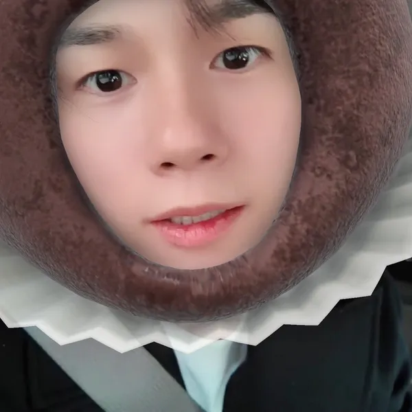 옹성우 팬심 가득한 인기 사진