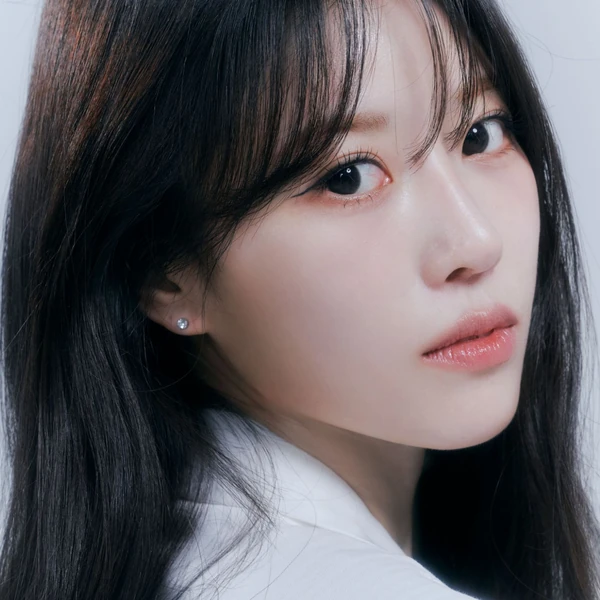 Top moment of Lee Mijoo chosen by fans