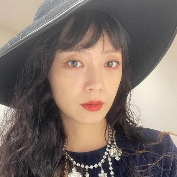 Popular photo full of fans’ love for Jeon Somin