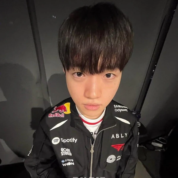 Popular profile image of Keria selected by vote