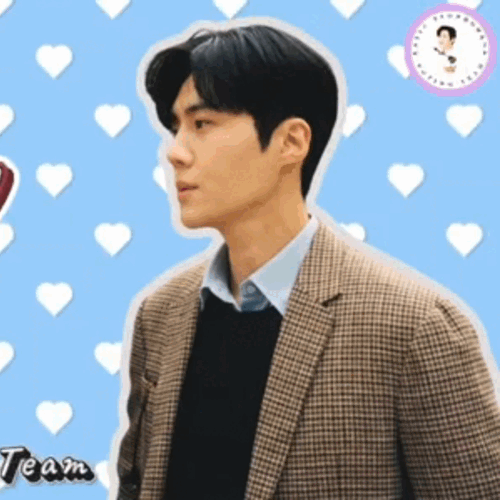 今天最受喜爱的金宣虎模样