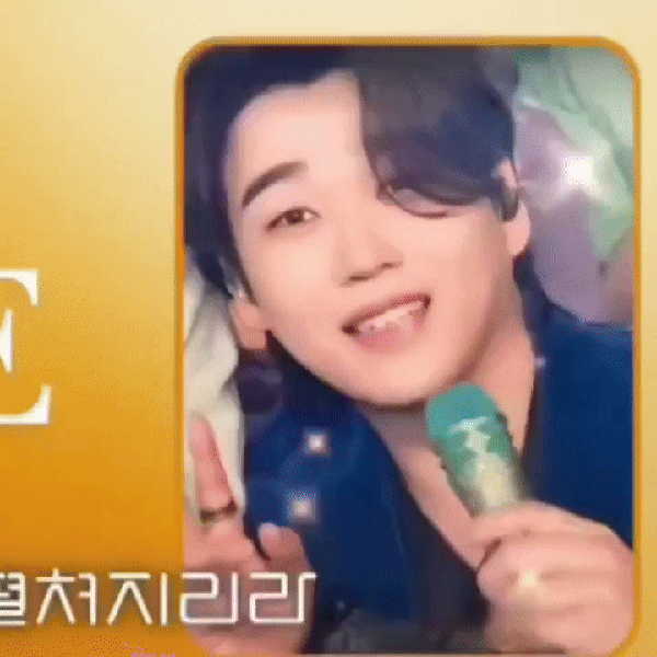 Popular photo full of fans’ love for Hwang Youngwoong