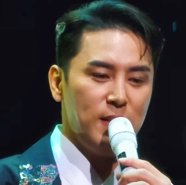 充滿粉絲愛的張民好人氣照片