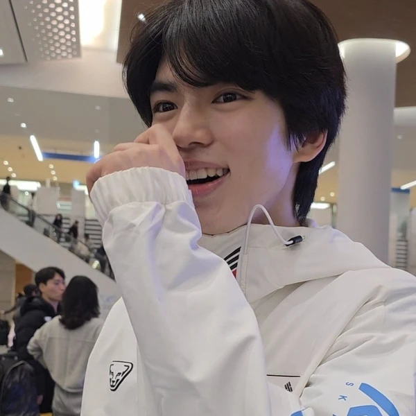 Postingan banner nomor 1 dari Cha Junhwan yang dibuat oleh fandom