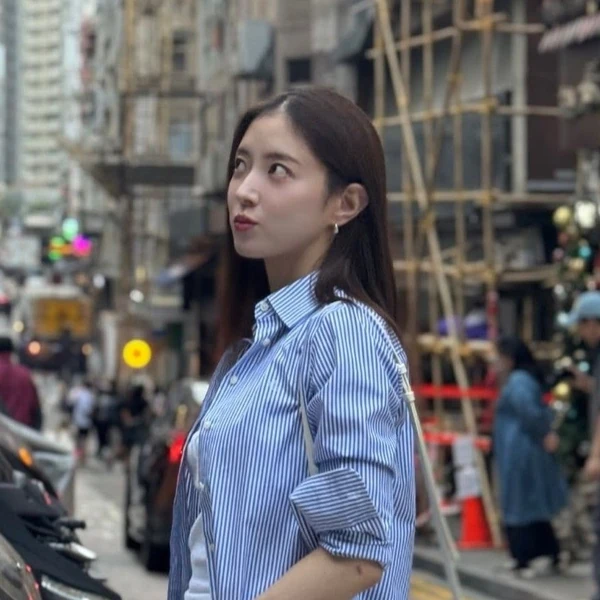 Popular photo full of fans’ love for Lee Seyoung