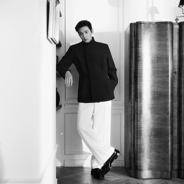 지창욱 팬심 가득한 인기 사진