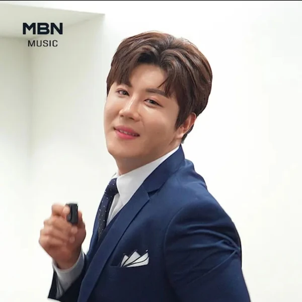 The most loved look of Jin Haesung today