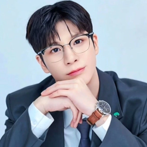 チョン・ドンウォンへのファンの愛が詰まった人気写真