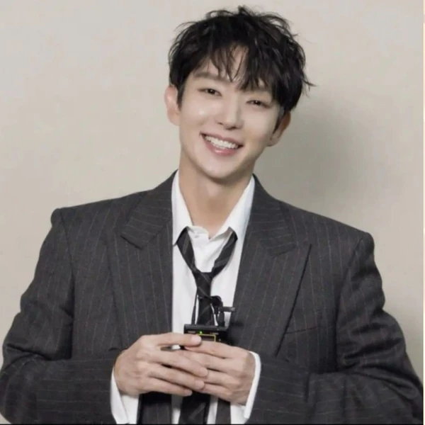 이준기 팬심 가득한 인기 사진