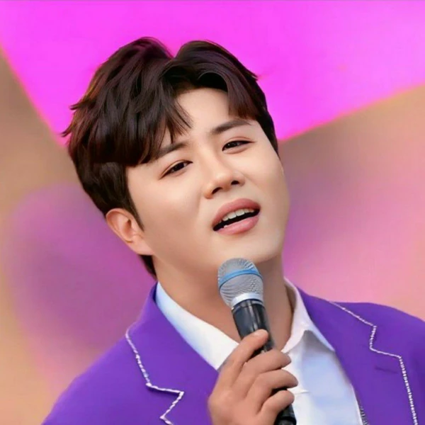 今天最受喜爱的晋海成模样