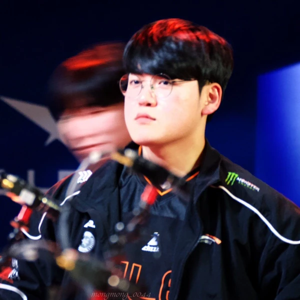 Momen gemilang Gumayusi yang dibuat oleh fandom