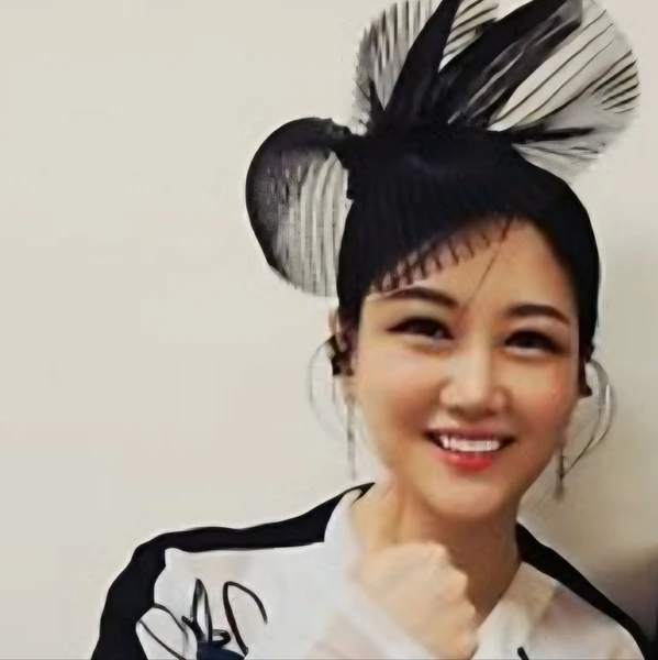 充滿粉絲愛的張允瀞人氣照片